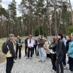Студенти Київського національного університету імені Тараса Шевченка відвідали Міжнародний меморіал у Биківнянському лісі