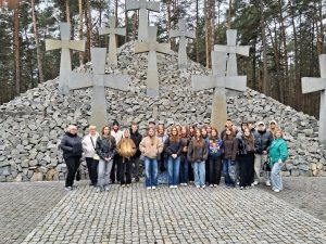 Екскурсія для школярів із м. Вишневого